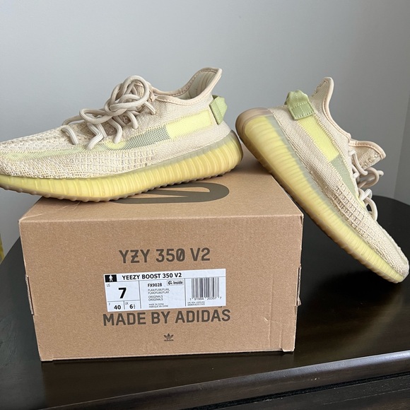 Authentic Yeezy Boost 350 V2 'Flax' Color Tan Size 7 - Picture 6 of 8